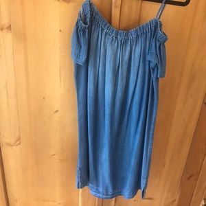 Cloth & Stone chambray off the shoulder dress